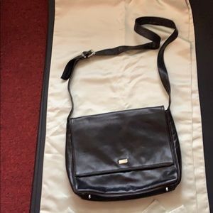 PERLINA LEATHER BAG